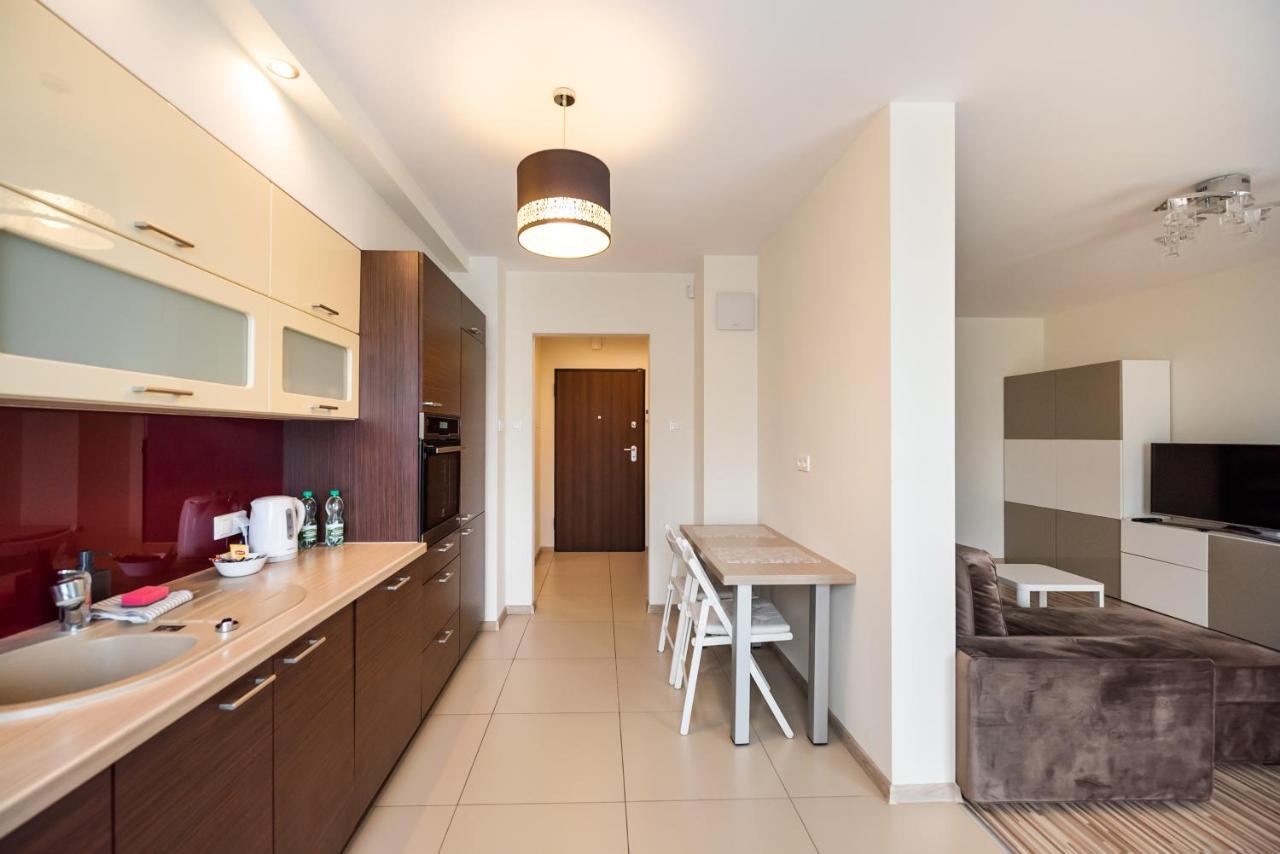 Metro Kondratowicza Spacious Apartment *